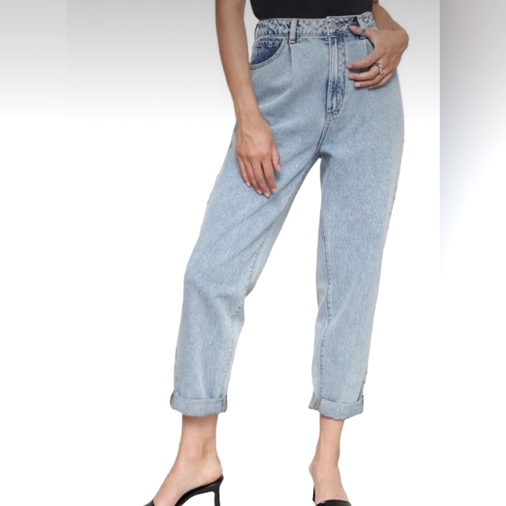 DYNAMITE Gigi High Waisted Carrot Mom Jeans